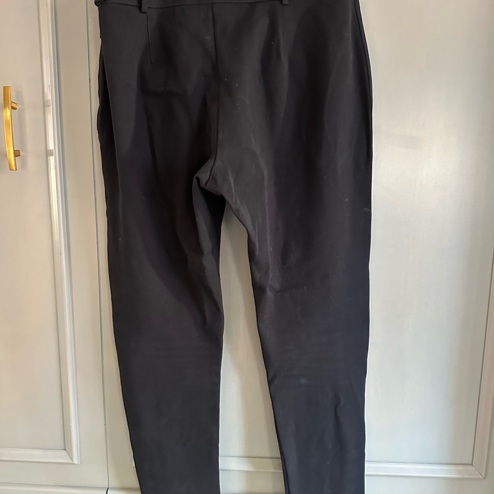 Burberry Women’s Black Mock Riding Breeches - Picture 6 of 6